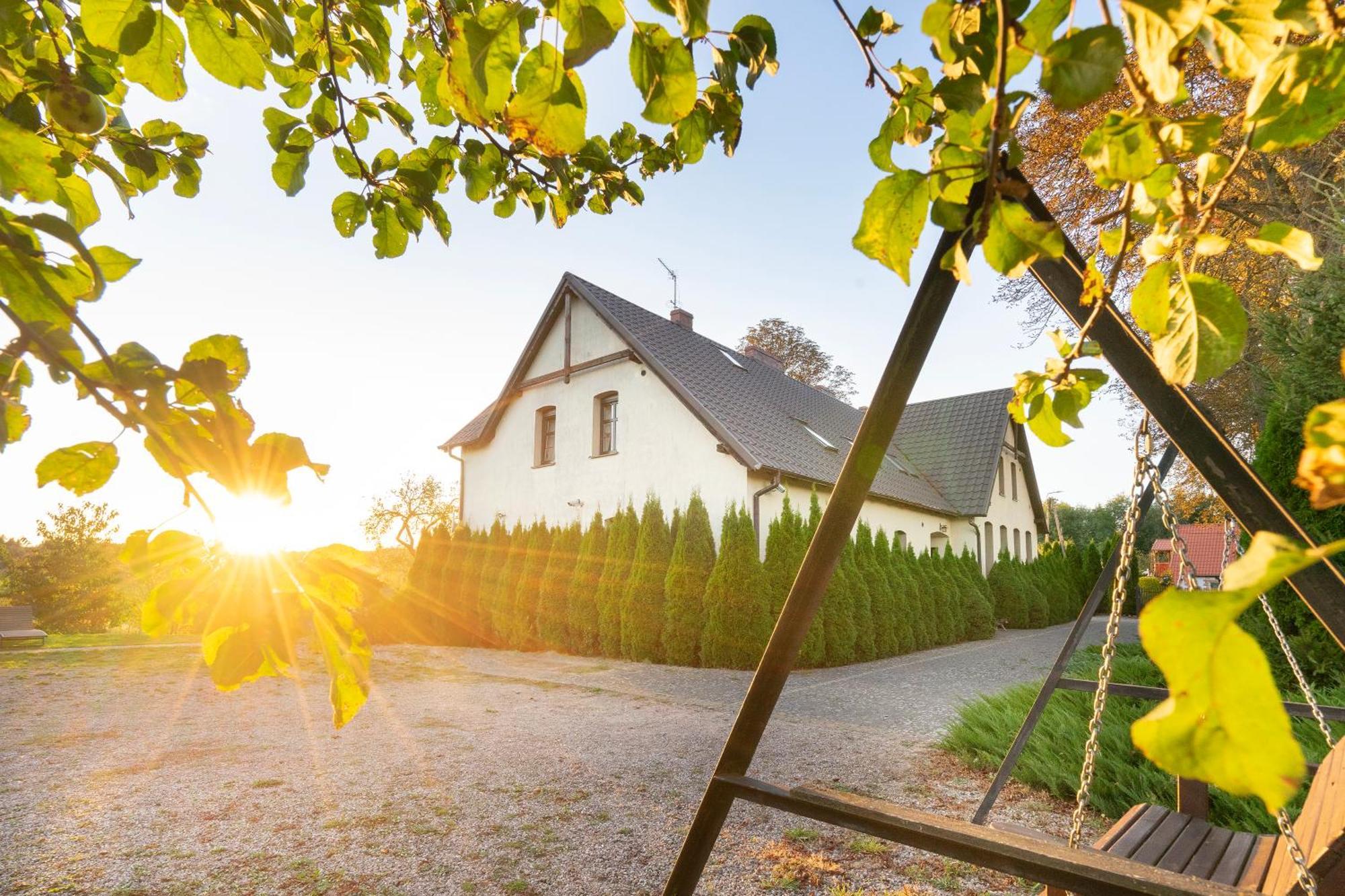 Folwark Minikowo - W Borach Tucholskich - 5 Pokoi Z Prywatnymi Lazienkami Farm stay
